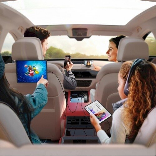 Automobilinis įkroviklis Joyroom "JR-CCL05" juodas 30W (1xPD / 1xQC3.0) + "Lightning" ir "Type-C" laidai 4 Automobilinis įkroviklis Joyroom "JR-CCL05" juodas 30W (1xPD / 1xQC3.0) + "Lightning" ir "Type-C" laidai 4